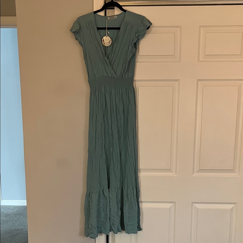 Elegant Blue Maxi Dress